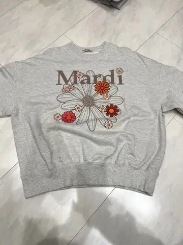 마르디메크르디 맨투맨