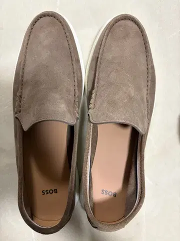 BOSS 스웨이드 로퍼 43 브라운