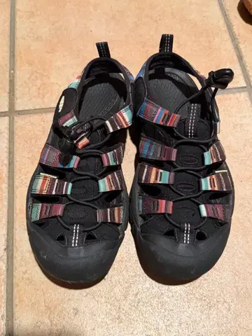 KEEN 킨 샌들 뉴포트 23.5