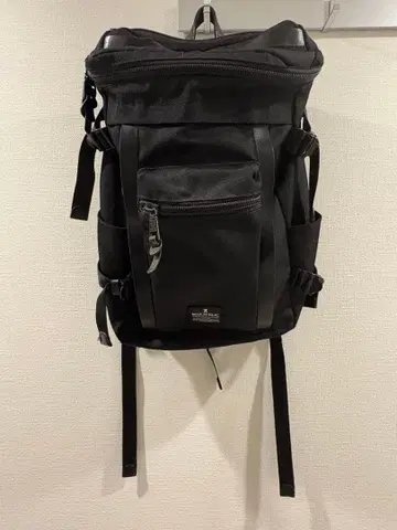 MAKAVELIC 마카베릭 스퀘어 백팩