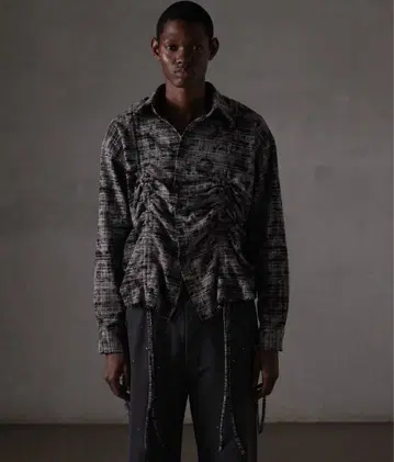 Grancy 셔링 디자인 블리치 체크 셔츠 블랙 M