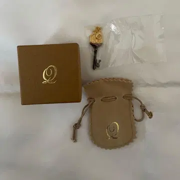 Q-pot 콜라보 이치노세 토키야 모델 초코 열쇠 참