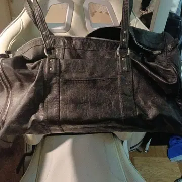 블랙 가죽 더플백