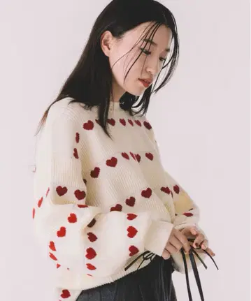 새상품/택 포함 [ freak's store ] 하트 무늬 스웨터