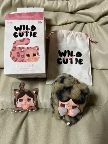WILD CUTIE 레오파드 무늬 봉제 인형