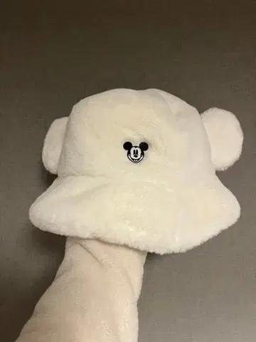 미키마우스 플리스 모자 화이트