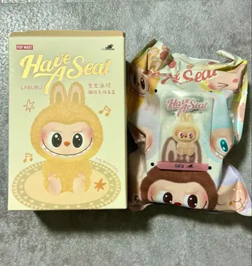 2 DADA Have a Seat LABUBU 라부부 라부부