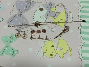 세일러문 귀걸이 팔찌 헤어핀 usj 유니버셜 시공의 열쇠