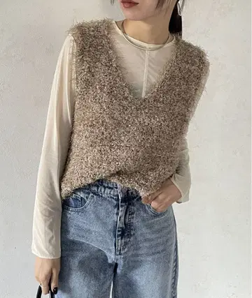 페더얀 V넥 베스트 베이지