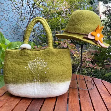 [레어!] MOOMIN x 피플즈 트리 스너프킨 컬러 펠트 백