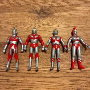 울트라맨 피규어 11체 세트