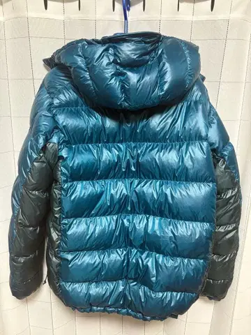 L 사이즈 mont-bell 알파인 다운 자켓