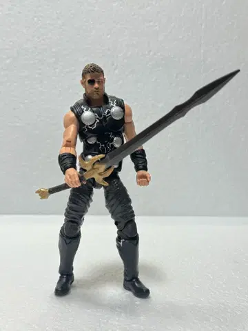 마블 레전드 토르 피규어