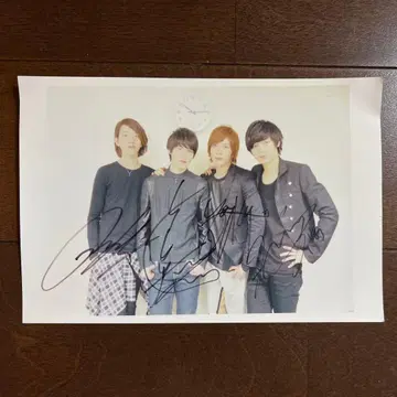 CNBLUE 용화 사인