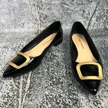 새상품급 파비오 루스꼬니 플랫 펌프스 버클 에나멜 블랙