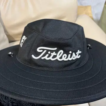 Titleist 블랙 햇