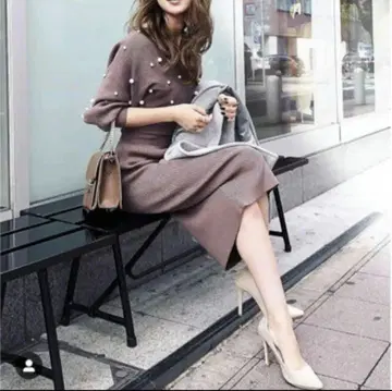 택 포함 미사용 새상품 리엔다 모조 진주 돌먼 니트 원피스