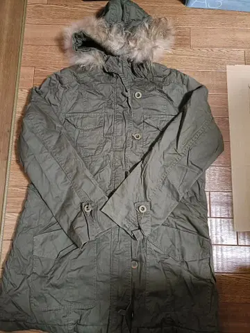 후드 부착 올리브 그린 모즈 코트 LL 사이즈