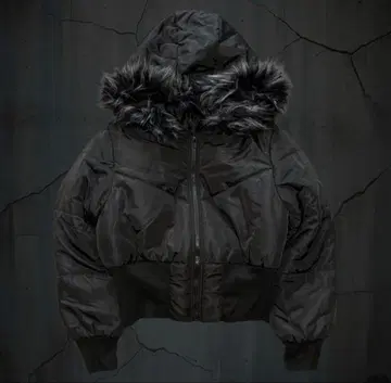 퍼 후드 블랙 크롭 자켓