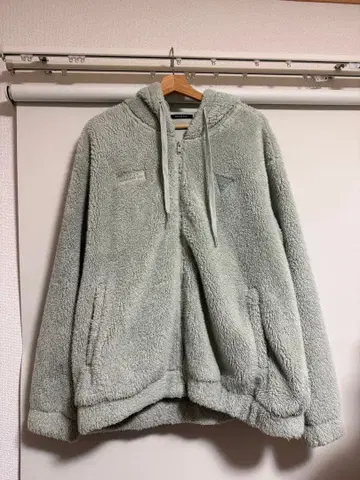 GUESS 후드티 라이트 그린