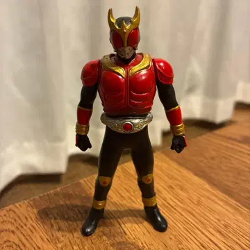 가면라이더 쿠우카 피규어