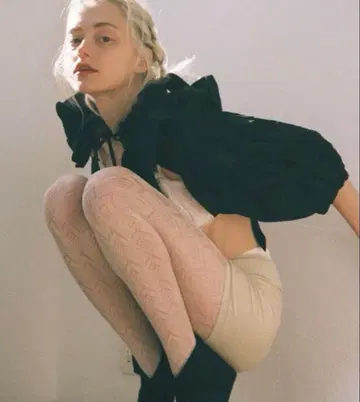 papier 탈부착 카라 블랙