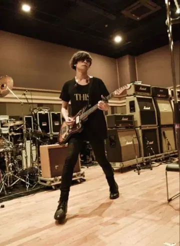 [ALEXANDROS] THIS 셔츠