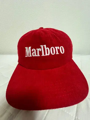 Marlboro 빨간색 코듀로이 캡 원사이즈