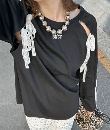 슬릿 리본 레이스 라인 래글런 상의 CIAOPANIC