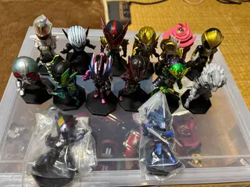 가면라이더 월드 컬렉터블 피규어 묶음 판매