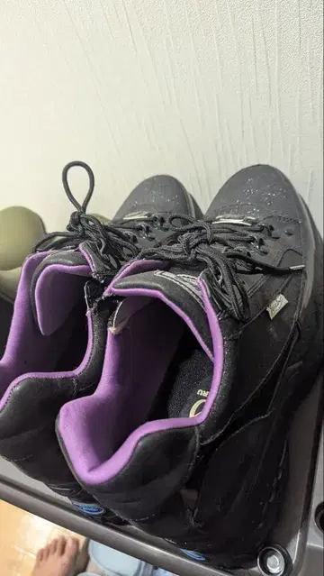 [ 중고품 ] yosuke 통굽 스니커즈 라메 24.5cm