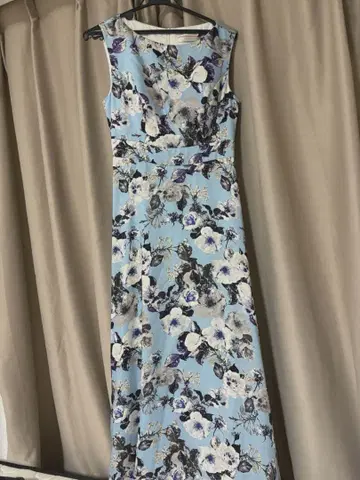 긴자 쿠튀르 꽃무늬 슬리브리스 롱 드레스 스카이블루