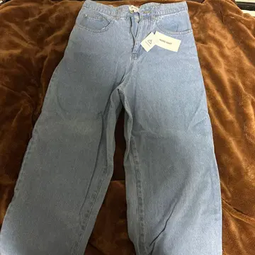 라이트 블루 스트레이트 데님 택 포함 새상품