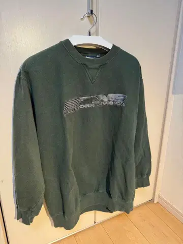 TEAM CONCEPT 올리브 그린 맨투맨