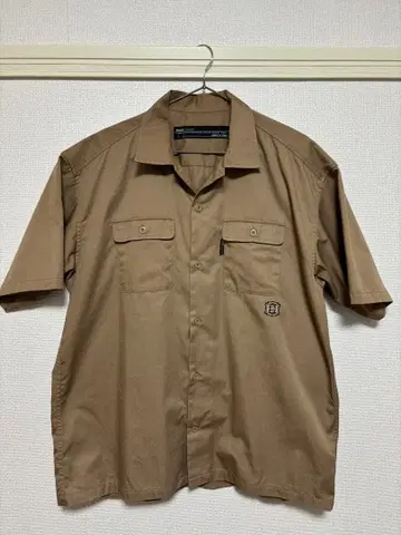 BACK CHANNEL 반팔 셔츠 베이지