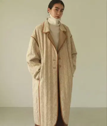 투데이풀 자카드 퀼팅 코트