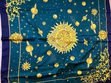 천체 디자인 스카프