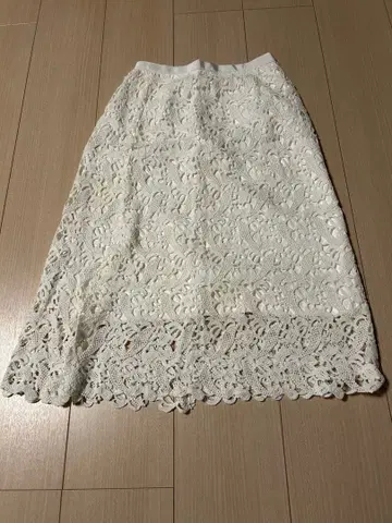 코코딜 롱 스커트 화이트