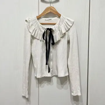 zara 리본 프릴 니트 스웨터 벨로아 상의