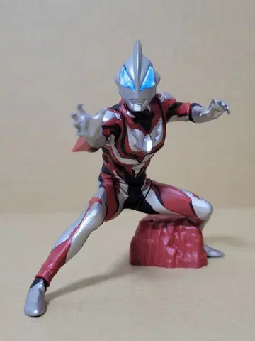 울트라맨 궁극의 루미너스 EX 울트라맨 지드 유닛 포함