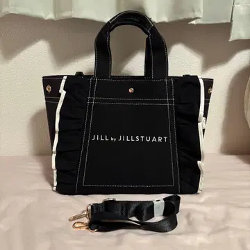 JILLSTUART 블랙 프릴 백