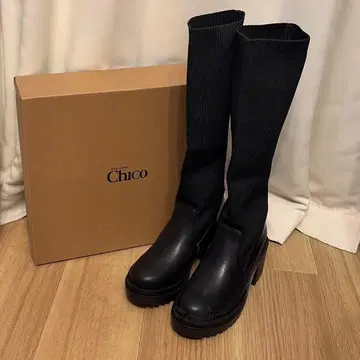 새상품 치코 chico 삭스 롱 청키 부츠 블랙 S