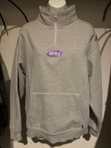 FR2 나데시코 하프 지퍼 그레이 맨투맨