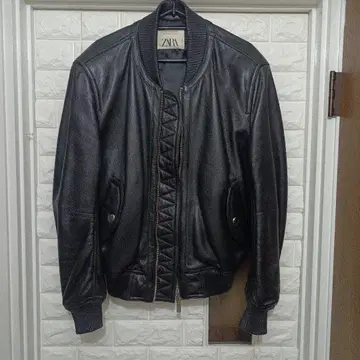 컨디션 최상! ZARA 봄버 자켓 블랙