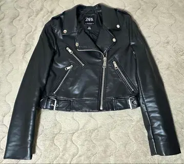 ZARA 블랙 가죽 라이더 자켓 S 사이즈