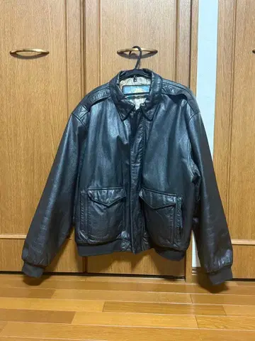 가죽 플라이트 자켓 블랙