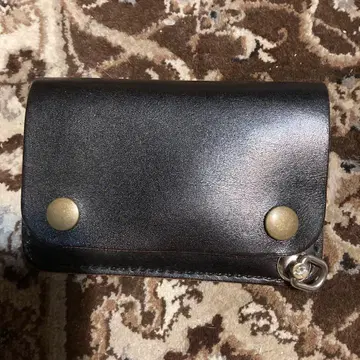 굿 올드 웍스의 트래커 지갑