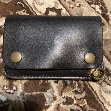 굿 올드 웍스의 트래커 지갑