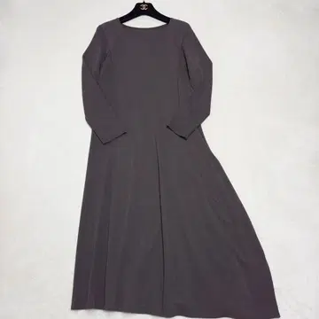 새상품급 요건 레일 변형 롱 원피스 저지 소재 긴팔 브라운 계열