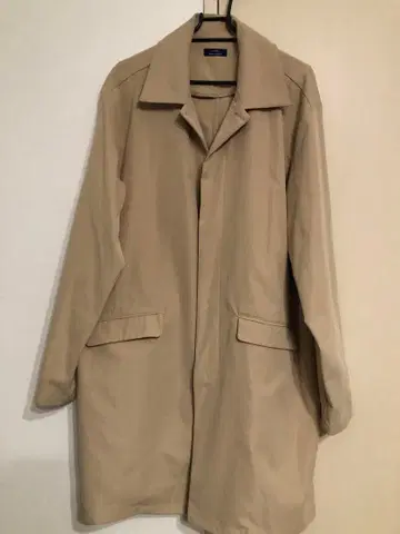 베이지 스텐카라 코트